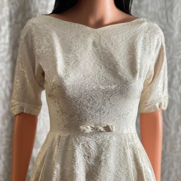 Vintage 50s 60s Lorrie Deb Candlelight Cream Crinoline Wedding Dress Size 9 (XS) - Picture 3 of 8